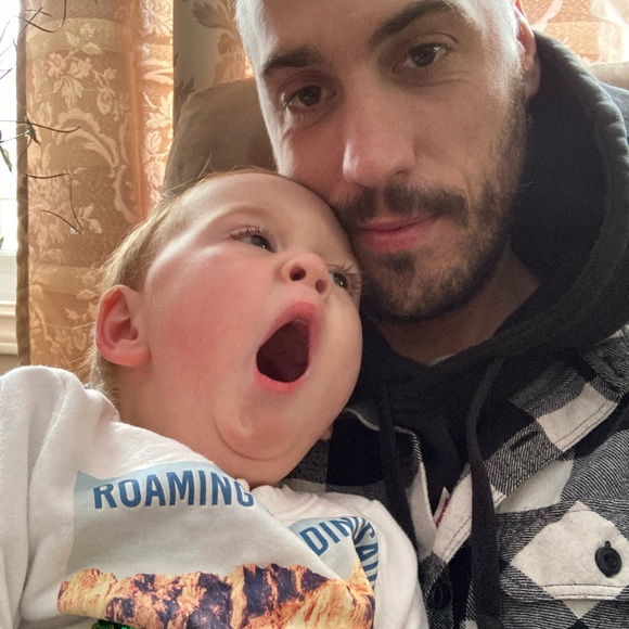 Meet your Posher, Johnny - Picture 1 of 4